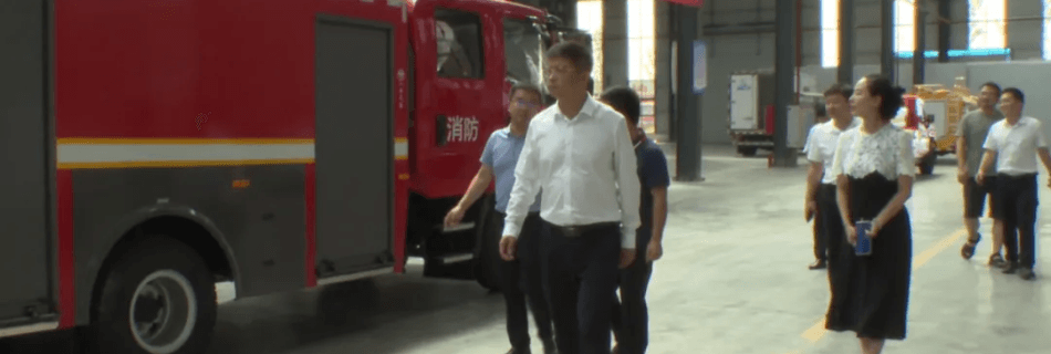 People visit Yizhuan