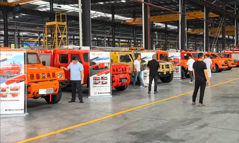 Dealer Delegation Visits Yizhuan Fire & Emergency Rescue Product Workshop 4 Yizhuan Fire & Emergency Rescue Product